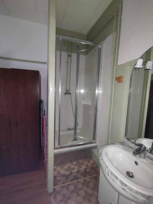 Le Nid Douillet Boheme Linge Fourni Apartman La Bourboule Kültér fotó